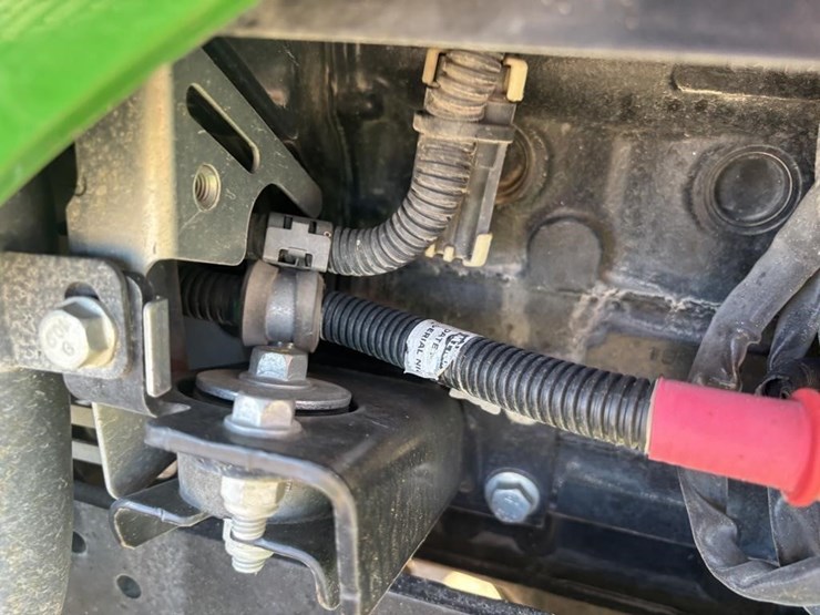 john-deere-1025r-image-47