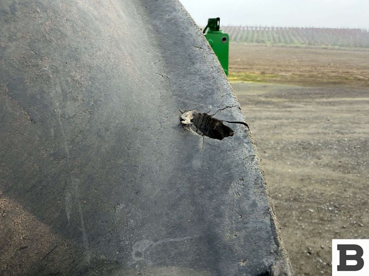 2021-john-deere-7r-350-image-39