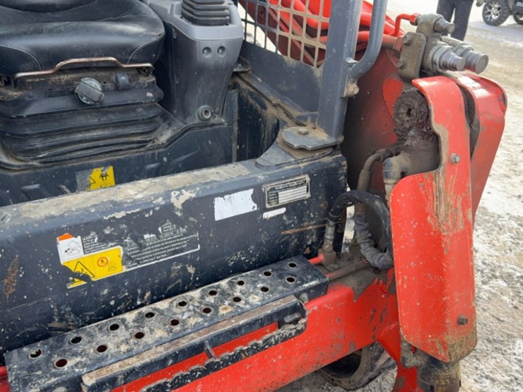 kubota-large-skid-steer-model-3vl95-25,-2464-hrs.,-works,-forks+bucket-image-21