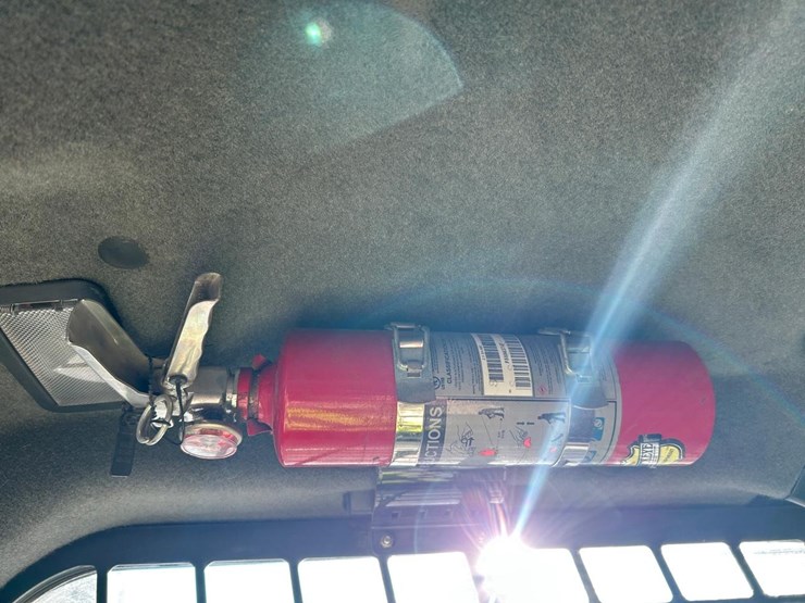 2022-bobcat-t870-image-29