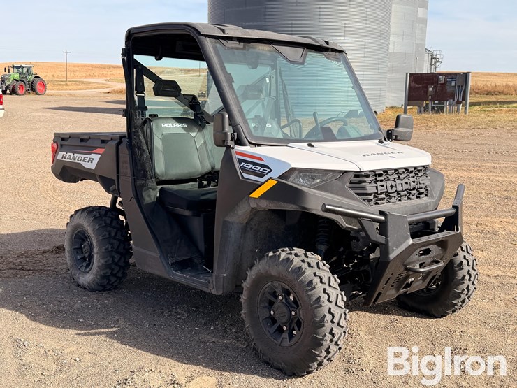 2023-polaris-ranger-1000-image-3