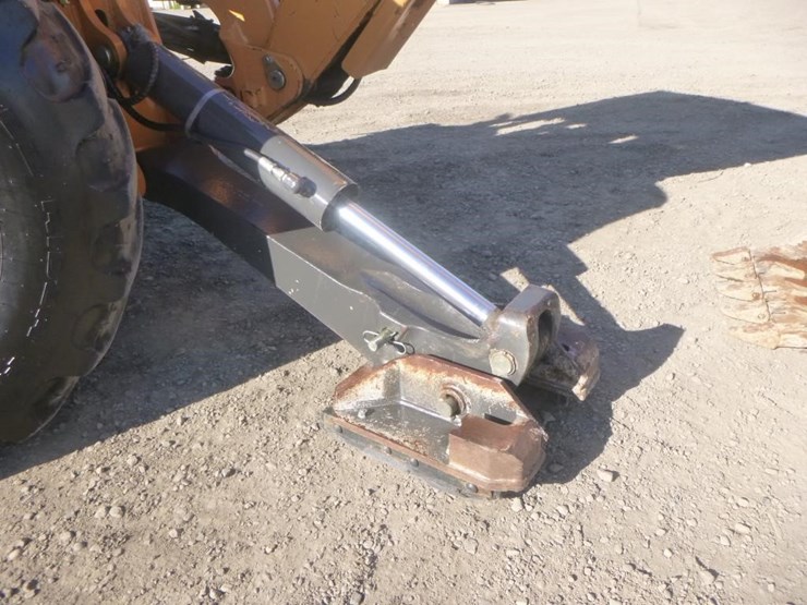 2018-case-580sn-image-22