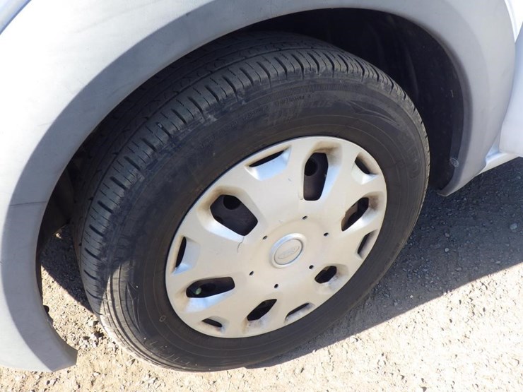 2013-ford-transit-connect-image-13