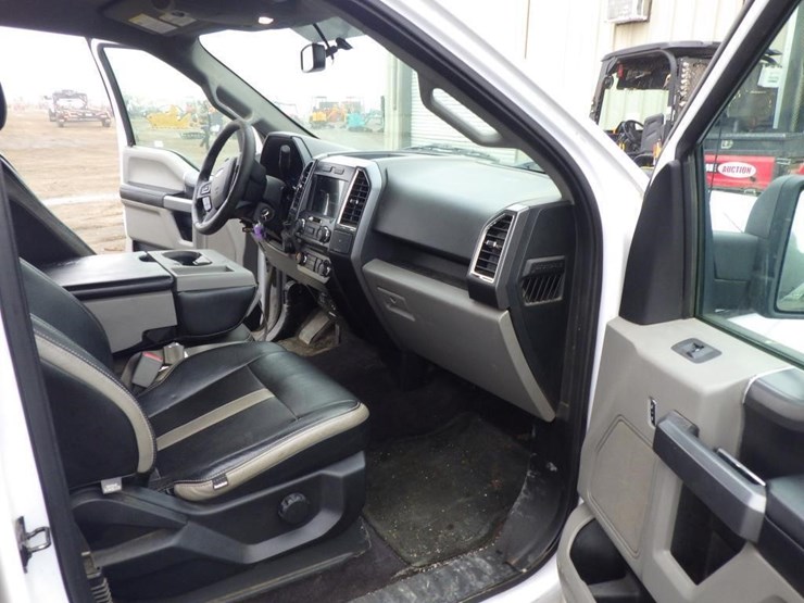 2016-ford-f150-image-6