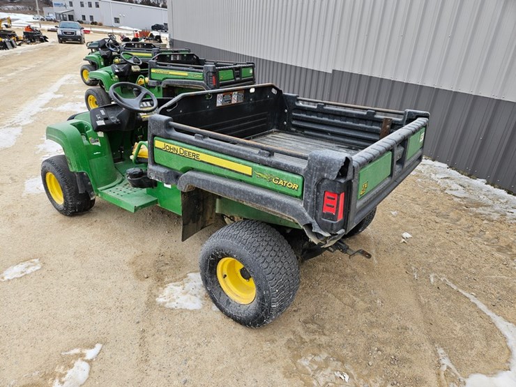 john-deere-tx-4x2-image-3