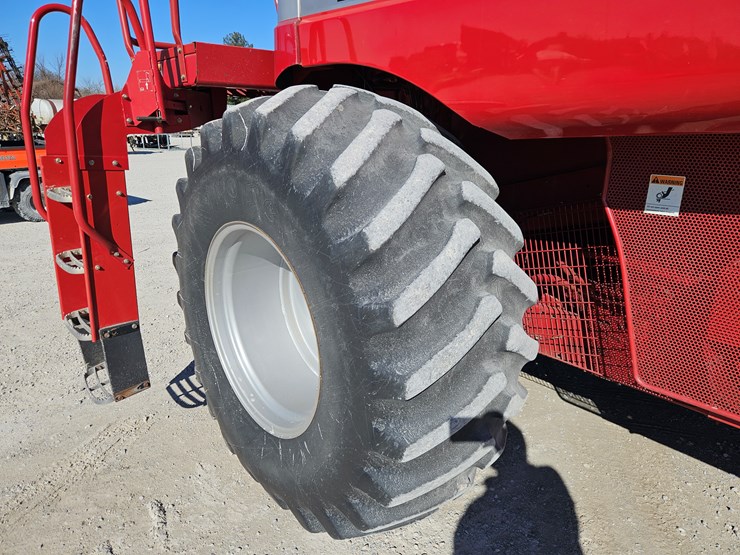 2001-case-ih-2366-image-14