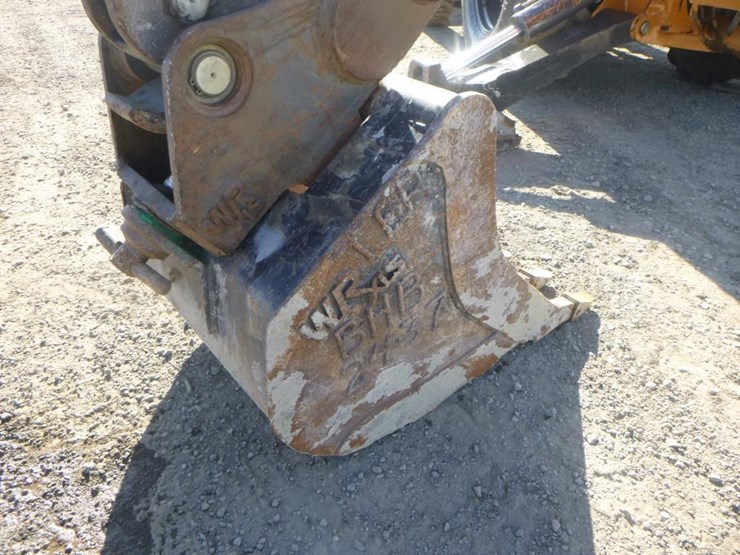 2018-case-580sn-image-25