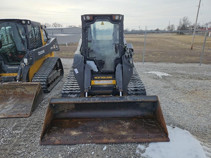 2020-new-holland-c345-image-2