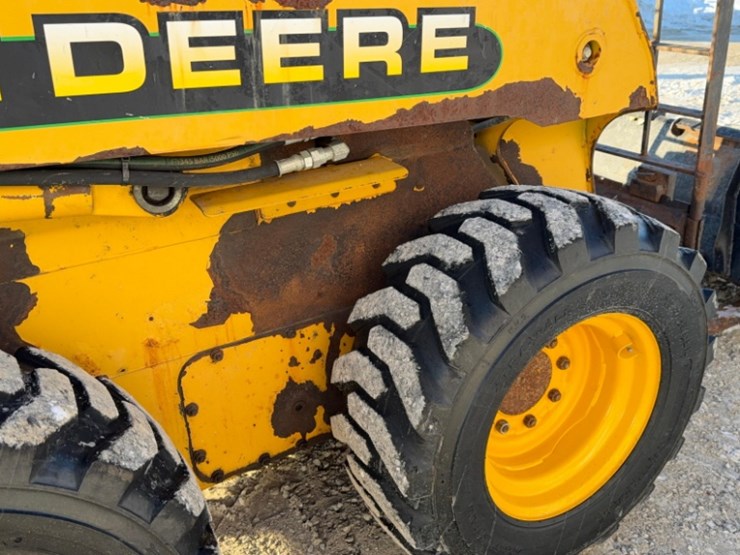 john-deere-250-image-5