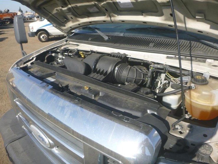 2014-ford-e450-image-11