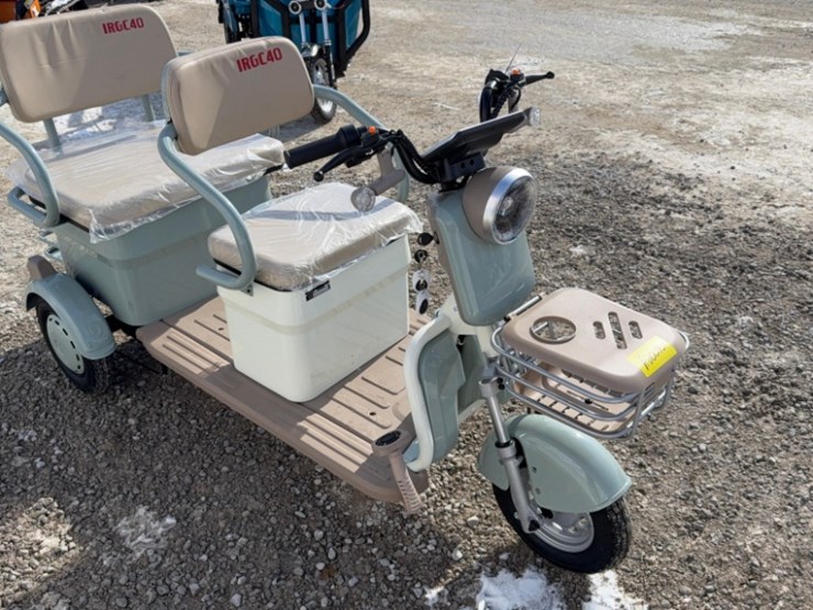 unused-ir-model-irgc40-high-end-golf-cart,-60-volt,-3-speed,-on-board-charger.-image-7