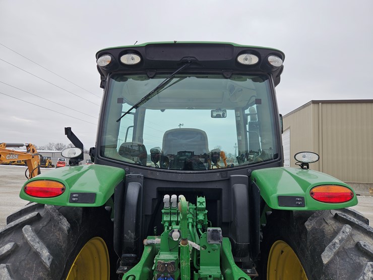2017-john-deere-6155r-image-13