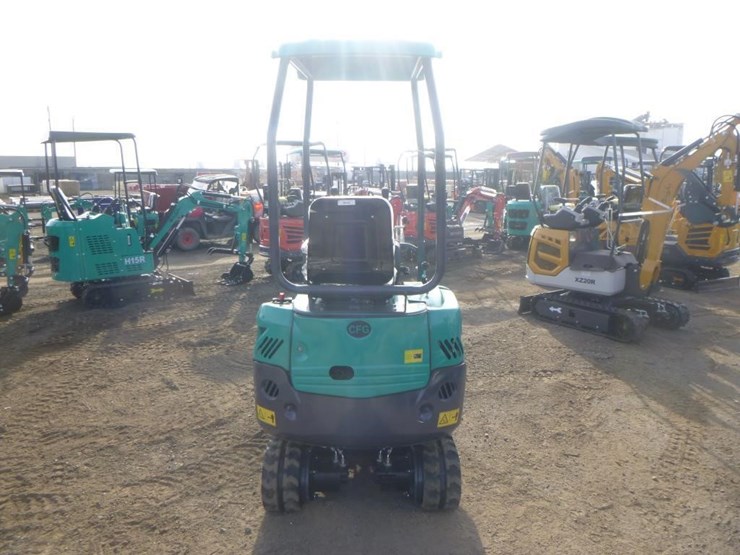 2025-agt-qk16r-hydraulic-excavator-image-8