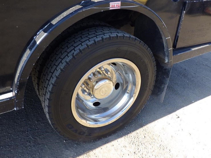 2019-ford-f550-image-15