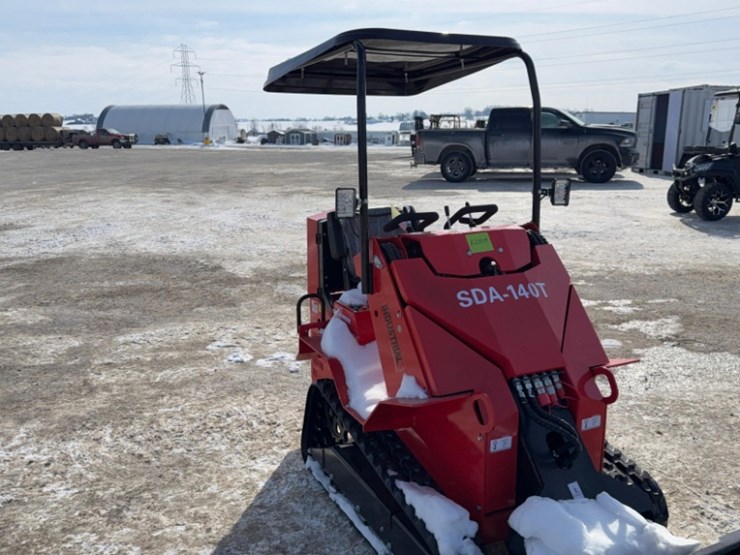 unused-2026-agt-model-sda140t-compact-track-loader,-15-hp-gas-engine,-sn#-sda140t25l1128947-image-11