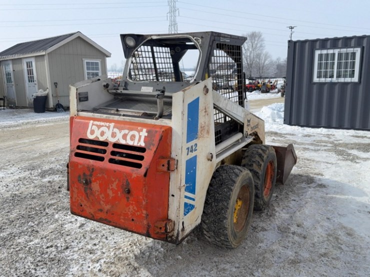 bobcat-742-image-3