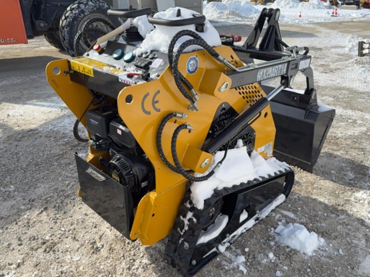 new-unused-2025-agt-model-mx-mrt14-mini-skid-steer,-13.5-hp-gas-engine,-aux.-hyd,-40"-bucket-image-6