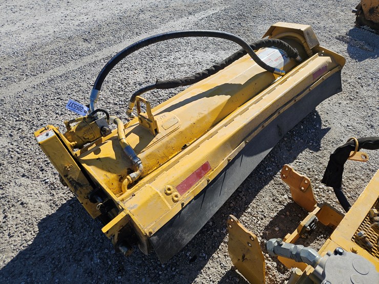 john-deere-5085m-image-3