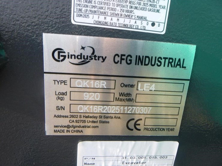 2025-agt-qk16r-hydraulic-excavator-image-28