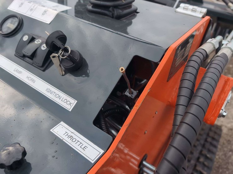 ats-power-mini-skid-steer-loader-23-hp---ats-t460-(orange)-throttle-control-damaged-see-pictures-image-10