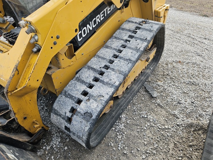 2022-caterpillar-279d3-image-23