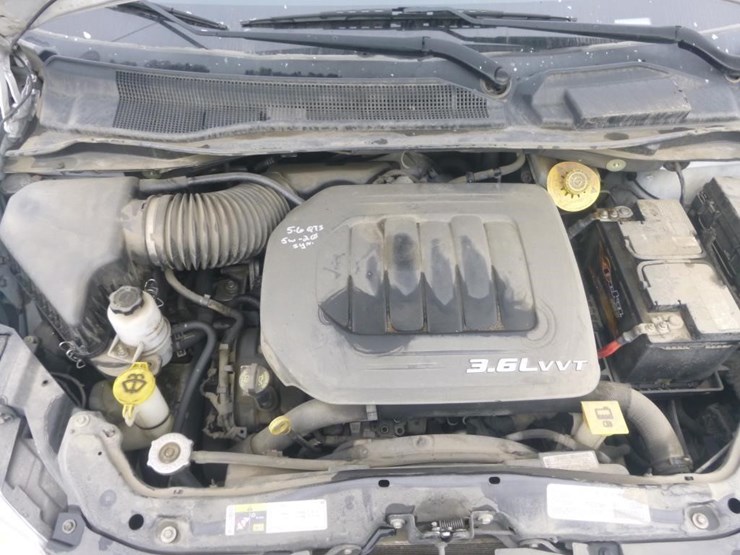 2014-dodge-grand-caravan-image-25