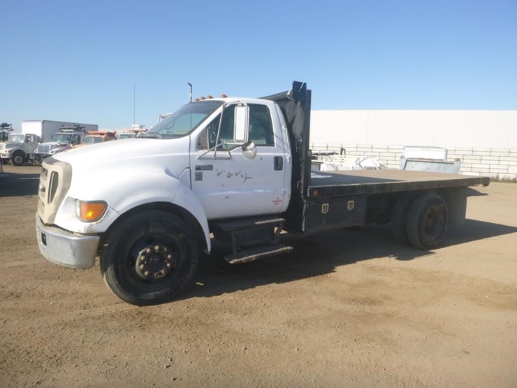 2007-ford-f650-image-1