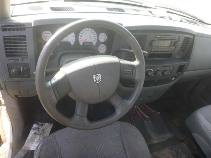 2007-dodge-1500-image-9