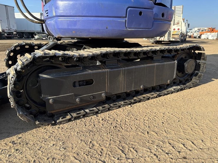 komatsu-pc20uu-3-image-18