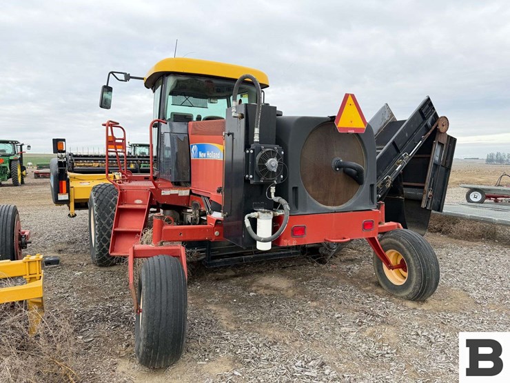 2010-new-holland-2010-image-3