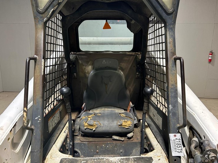 bobcat-t300-image-19