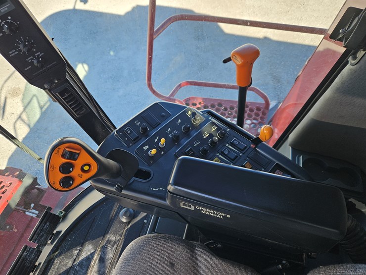 2001-case-ih-2366-image-10