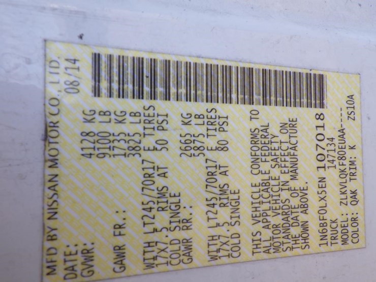 2014-nissan-nv2500hd-image-16