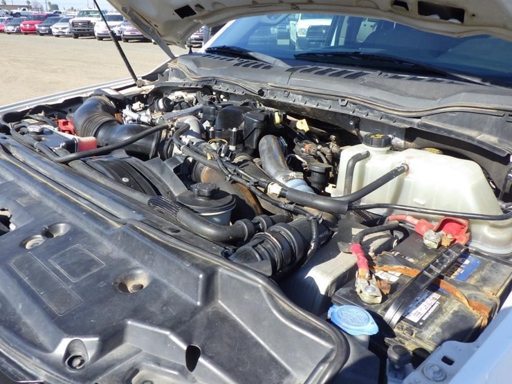 2019-ford-f550-image-10