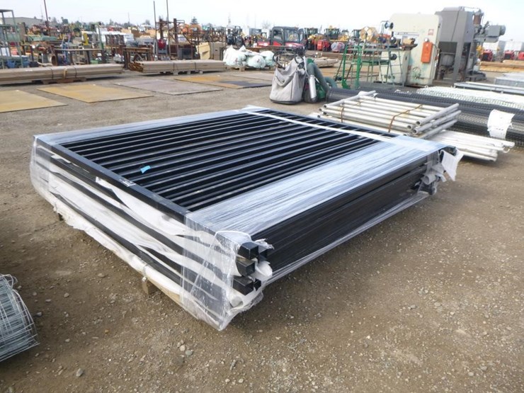 94"x94"-black-metal-fence-panels-image-3