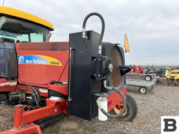 2010-new-holland-2010-image-45