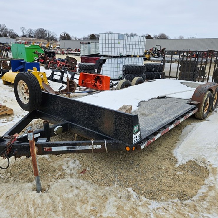 #100 • B & B 20' Tandem Axle Trailer