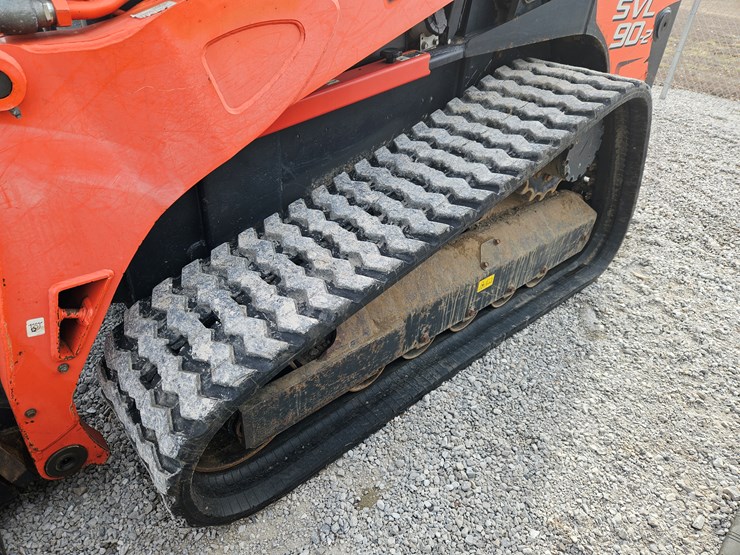 kubota-svl90-2-image-19