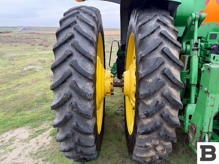 2006-john-deere-8330-image-50