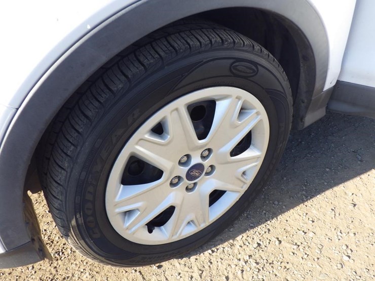 2014-ford-escape-image-13