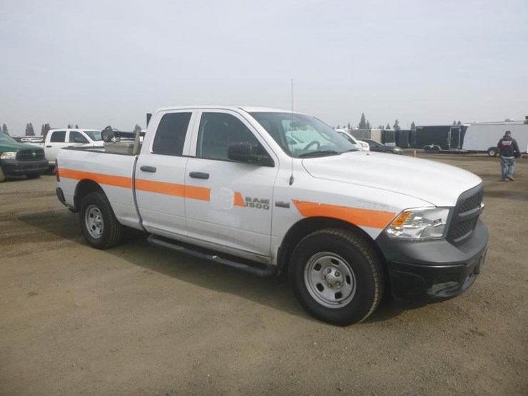 2014-dodge-1500-image-2