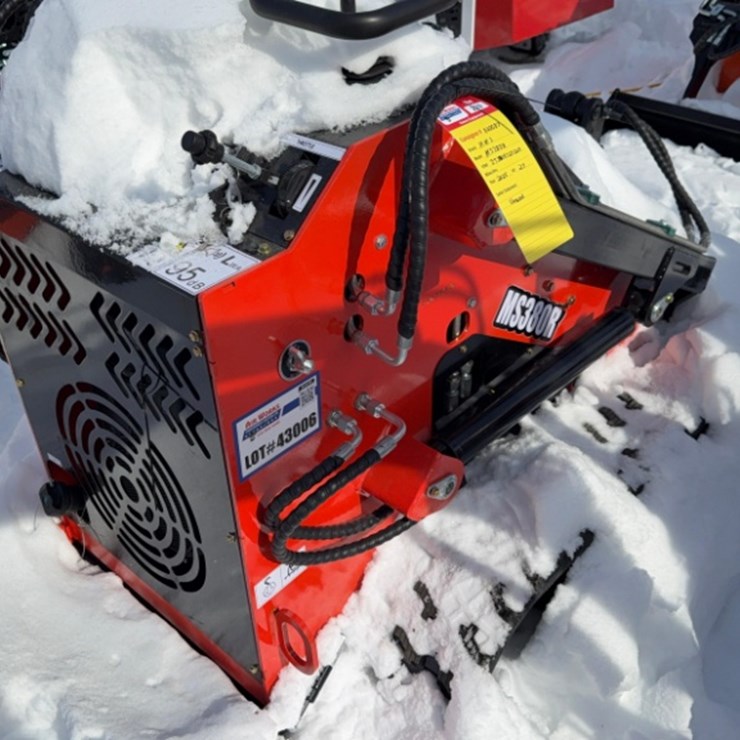 New Unused 2025 MMS MS380R Mini Skid Steer 23.5hp Gas Engine, GP Bucket, Aux. Hyd.- SN JT380R2251229