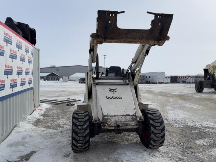 bobcat-2410-image-11