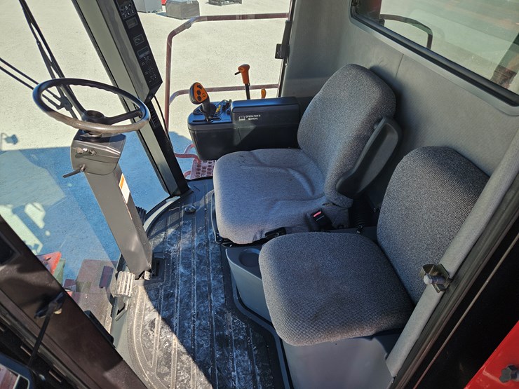 2001-case-ih-2366-image-7