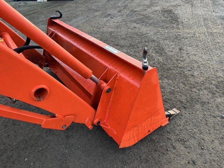 2018-kubota-l2501d-image-11