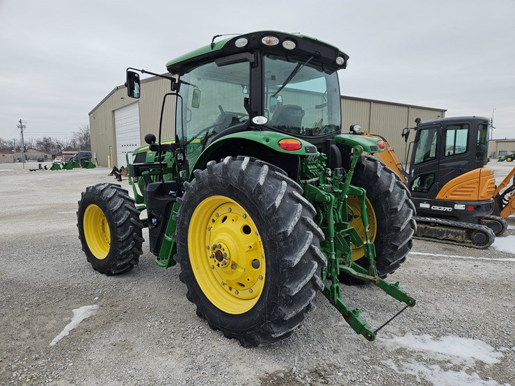2017-john-deere-6155r-image-11