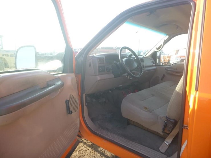 2000-ford-f450-image-13