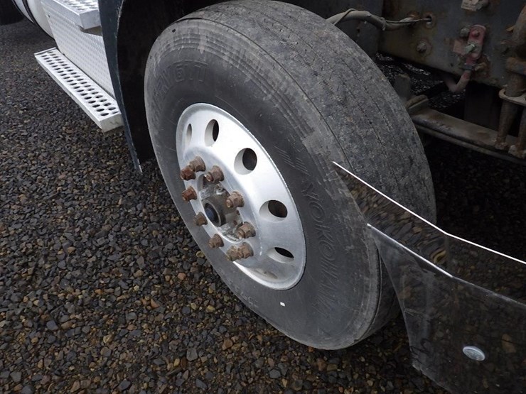 2018-western-star-5700xe-image-20