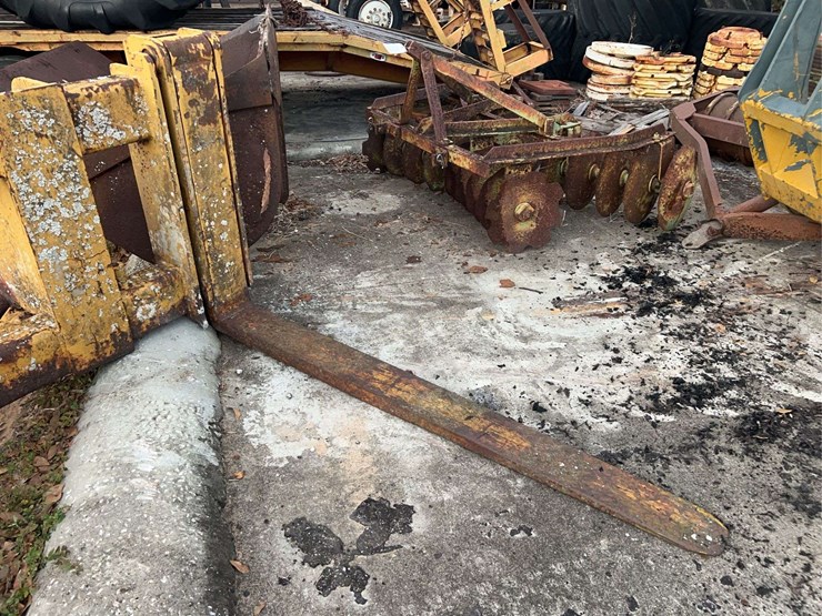 pallet-forks-image-10