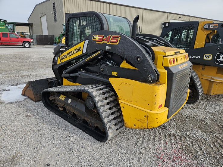 2020-new-holland-c345-image-21